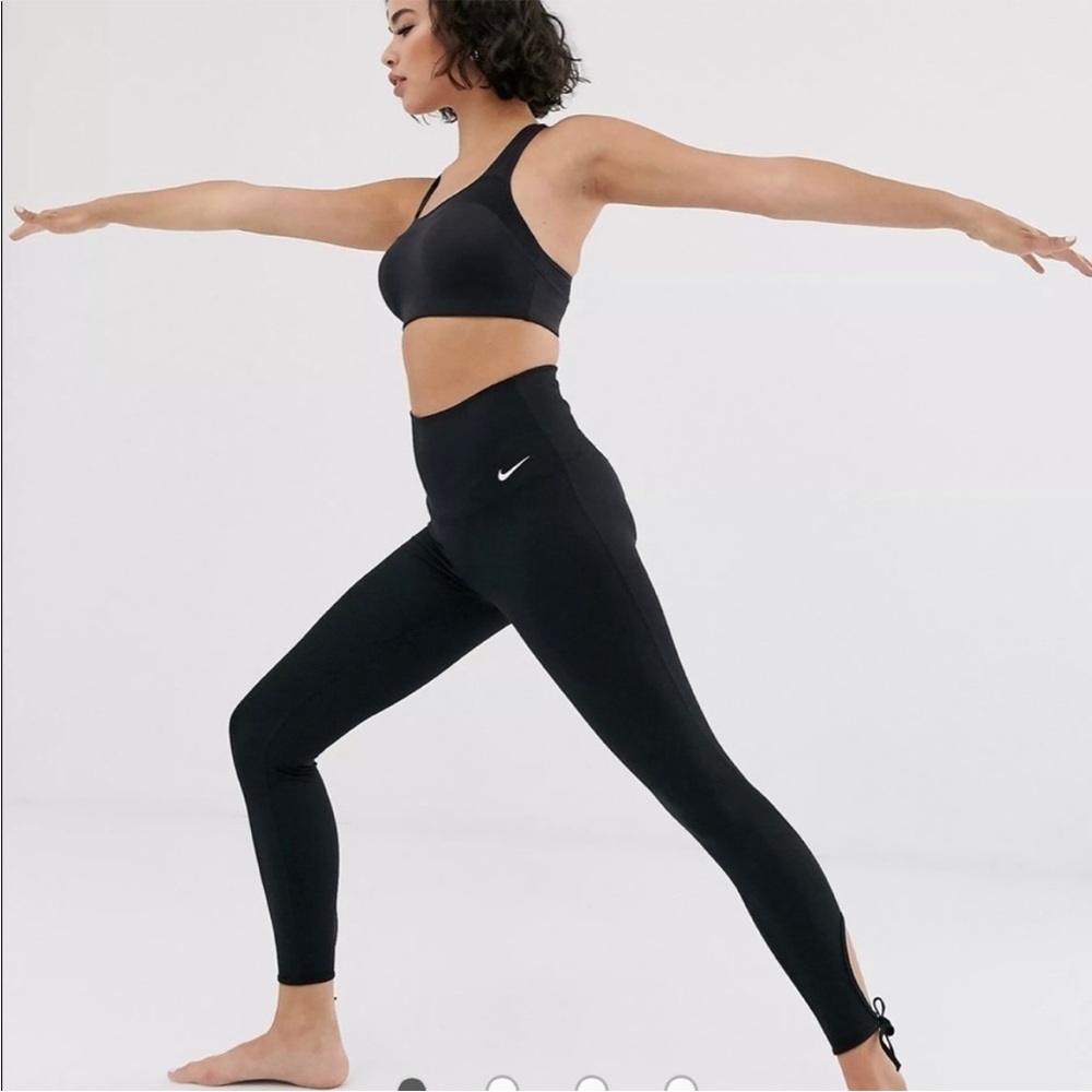 Nike Ribbed Black Leggings With Cute Tie Details @ Ankle